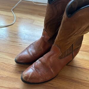 Classic Brown Size 11 Men’s Leather Cowboy Boots
